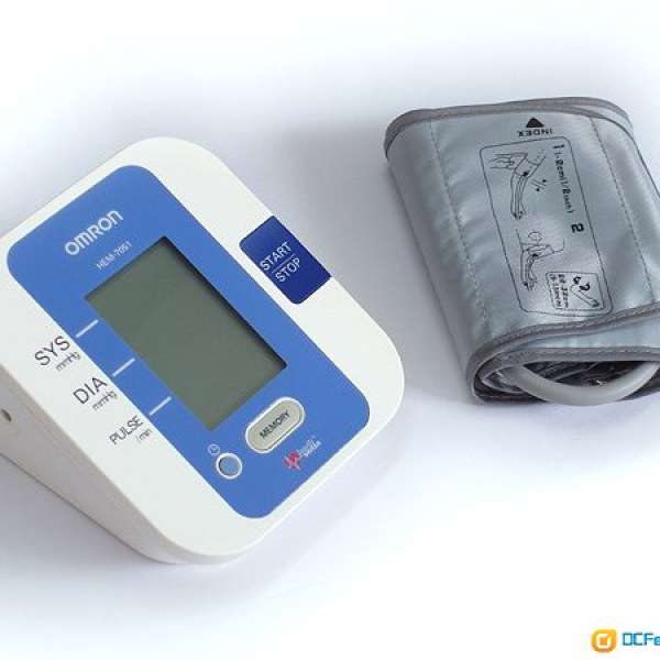 Omron HEM-7051 電子血壓計 blood pressure meter