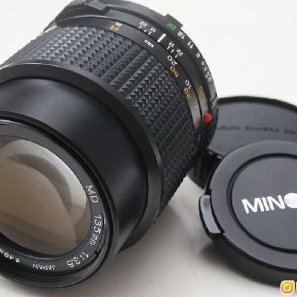 Minolta MD 135mm f/3.5 最佳日系人像鏡，色濃銳利，自帶伸縮遮光罩，收藏級別，超...