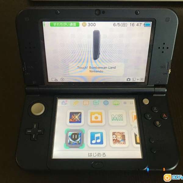 Nintendo 3ds LL with R4 card