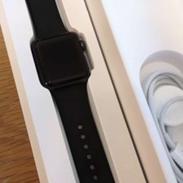 Apple Watch Series 2 - 38mm 太空鋁 黑色運動錶帶 9成新 有保養