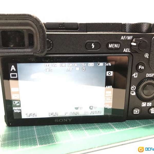 Sony A6500 + Zeiss 16-70mm F4 ZA + Commlite ENF-E1