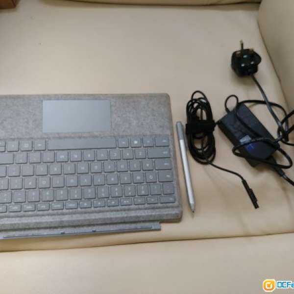 Surface pro 4 火牛， keyboard, pen 筆。