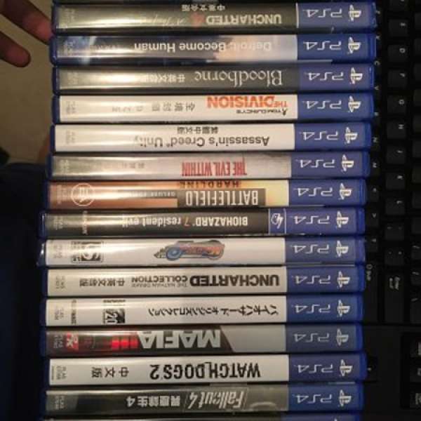 賣 PS4 Game 一堆