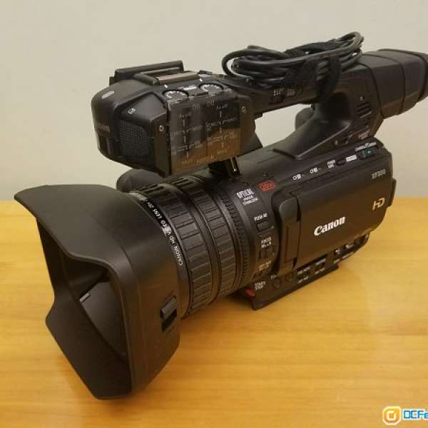 CanonXF200