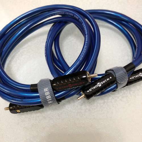 99% new Wireworld Oasis 7 RCA 2m cable