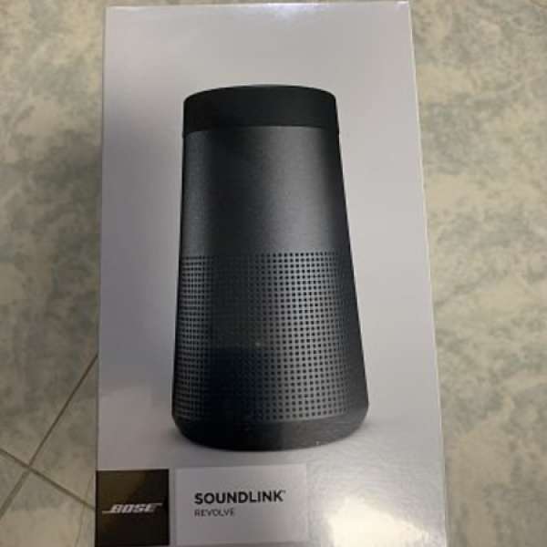 Bose soundlink revolve 100%new