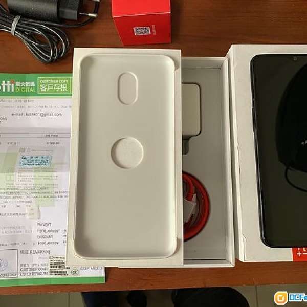 賣12月16日買入的國行 one plus 6t 6+128GB 黑 有保有盒全套