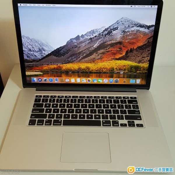 MacBook Pro 2015 15" Retina i7 2.2GHz 16G ram 256G ssd 有盒