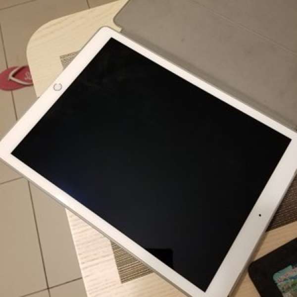 I pad pro 第一代12.9 256G Gold LTE