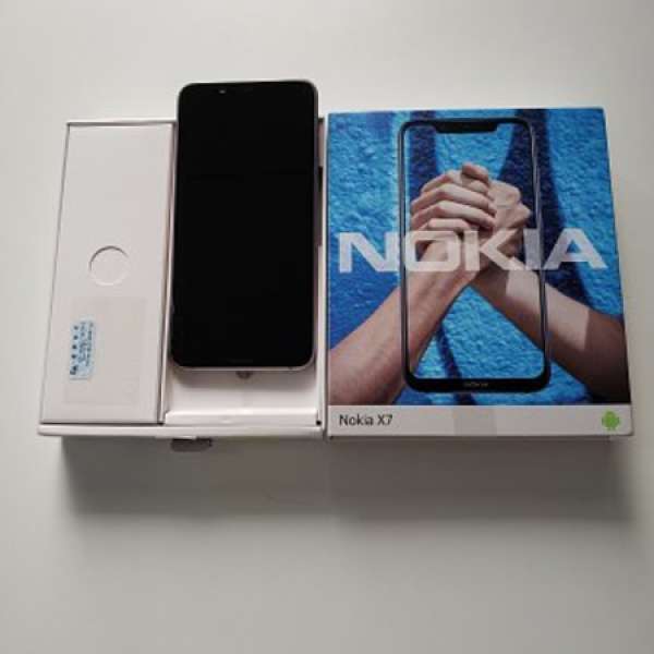 Nokia X7 銀色 99%新 國行