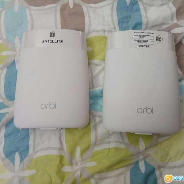 Netgear Orbi WiFi System (RBK50) AC3000 RBS50 + RBR50 代用盒裝