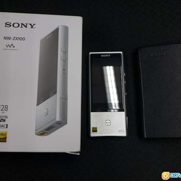 SONY NW-ZX100 Walkman with High-Resolution Audio銀色約7成新,連原裝皮套