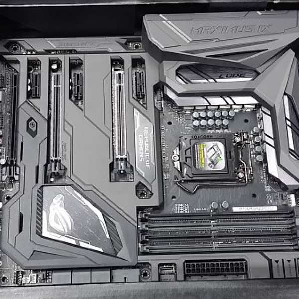 全新Asus maximus 1X code Z270 漢科保至2020-7