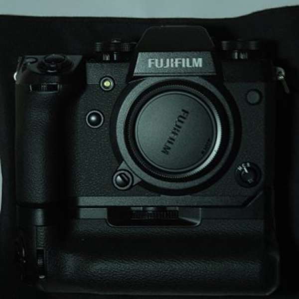 Fujifilm X-H1 + Grip + NP-W126S三粒
