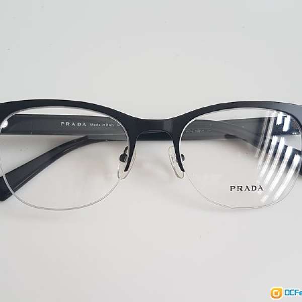 Prada 黑色半框眼鏡框