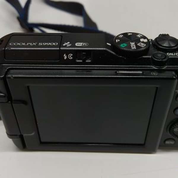 Nikon Coolpix S9900