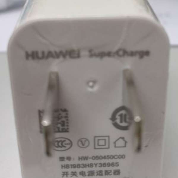 華為Super Charge + USB-C輸出到HDMI Cable(for Mate10)