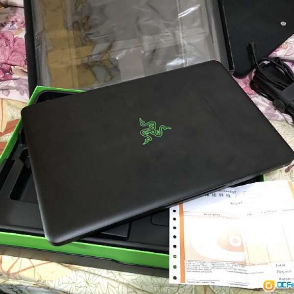 95% 新 Razer Blade 14" FHD i7-6700HQ GTX1060 6GB 全套