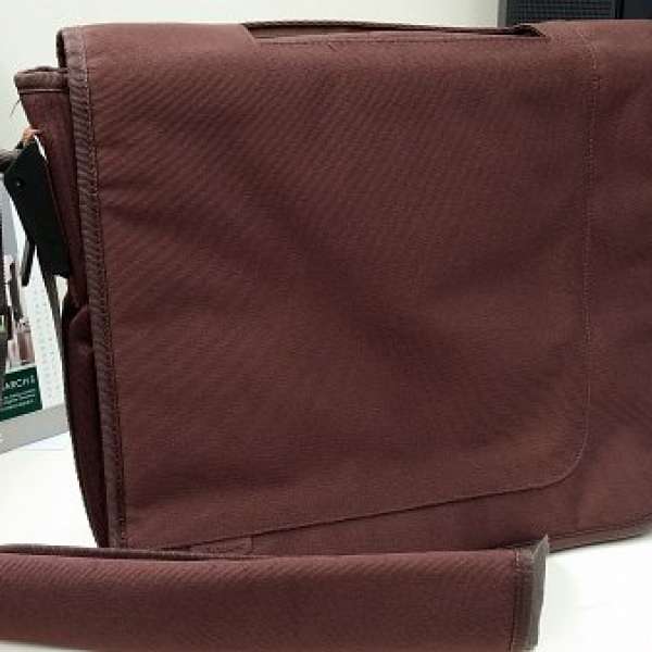 90% new notebook bag 手提電腦袋
