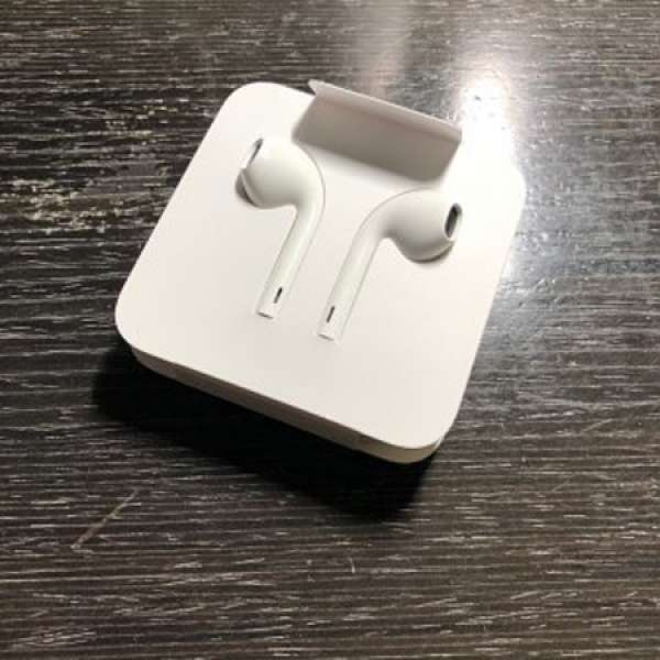 100%全新Apple Orginal iPhone Lighting Earpod原裝耳機香港行貨MTR交收