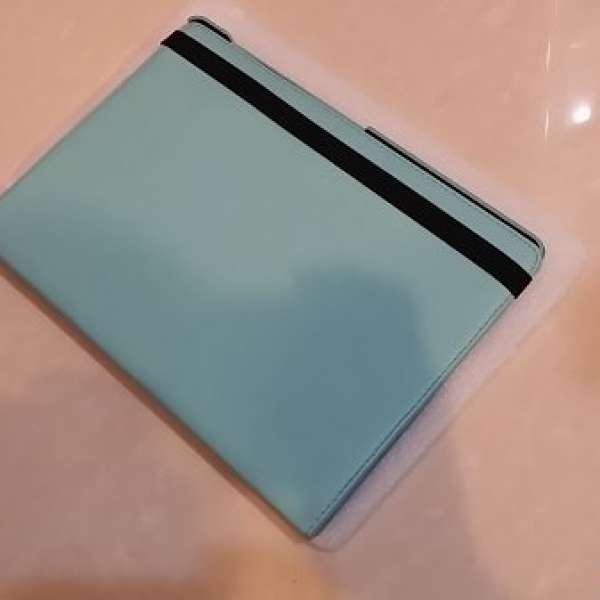全新未用Samsung Tab pro S專用翻蓋式保護套(淺藍色，可豎立，背面可轉動)