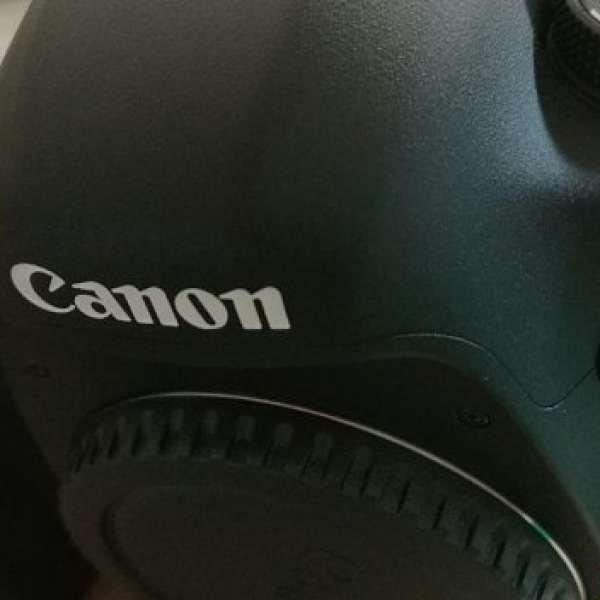 近全新冇花行貨Canon 5D3 mark III，快門1,083，連配件成3千蚊可換6D A7RII