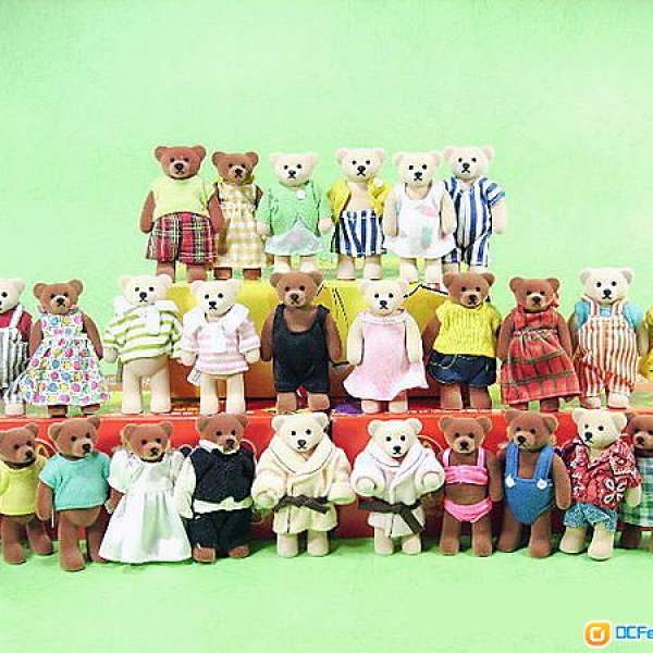 香港麥當勞小熊家族1999泰迪熊Teddy Bear 28隻全套原封連紙盒 (不接受逐隻買)