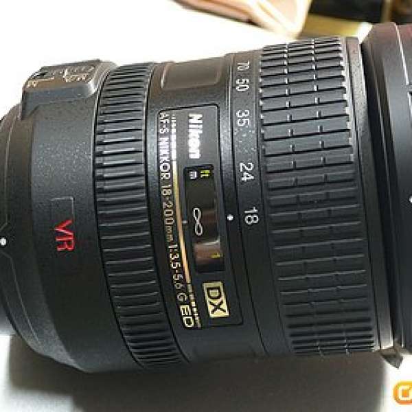 Nikon AF-S DX NIKKOR 18-200mm f3.5-5.6G ED VR 1