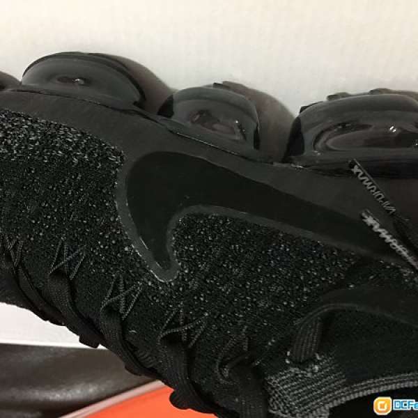 NIKE AIR VAPORMAX FLYKNIT Triple Black US 8.5 and 9