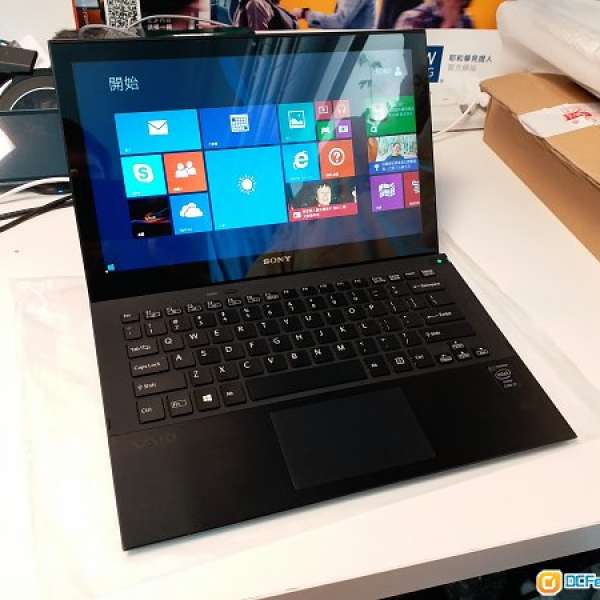 極輕極薄 SONY VAIO Pro 11.6″ i7-4500U 256 ssd 5秒開機 加 8 GB ram 1080p 11.6”