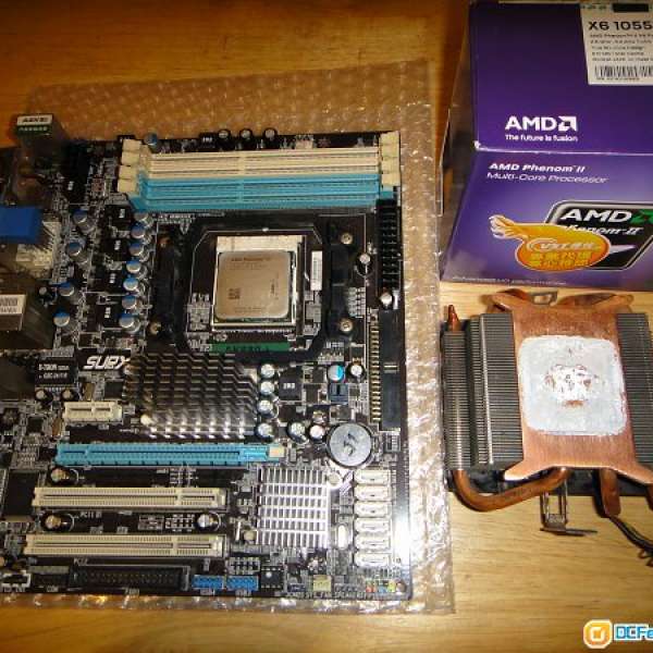 六核心 AMD Phenom II x6 1055T 2.8GHz Socket AM3 原裝銅心扇