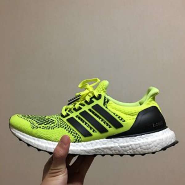 售/換 全新Adidas Ultra Boost 1.0 Yellow US8 / UK7.5 / EUR41.3