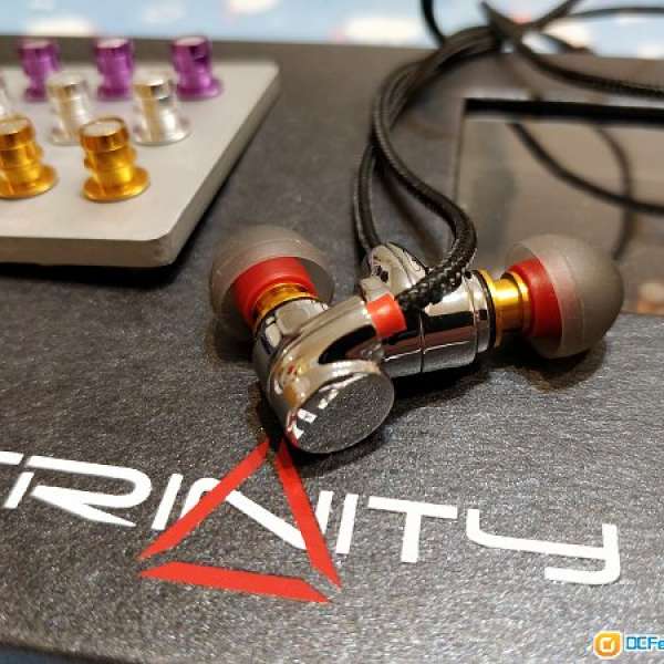 **售英國Trinity Audio Vyrus v2 , 第二版earphone**