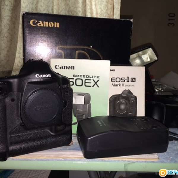 Canon 1Ds Mark 2 Camera