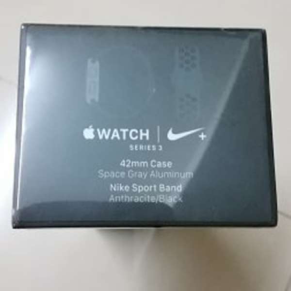 全新未開封 Apple iwatch Nike+ series 3 42mm