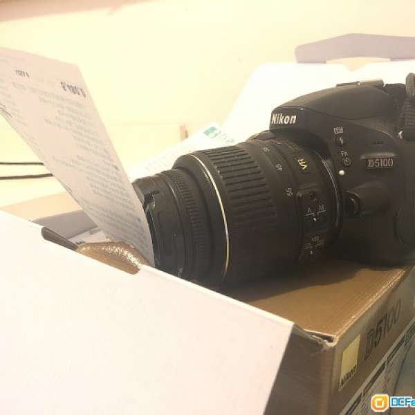 Nikon D5100 w/ Nikon AF-S DX NIKKOR 18-55mm f/3.5-5.6G VR