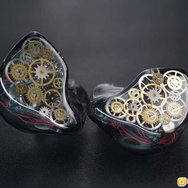 YY Pro  10鐵 IEM  CM 私模 99新