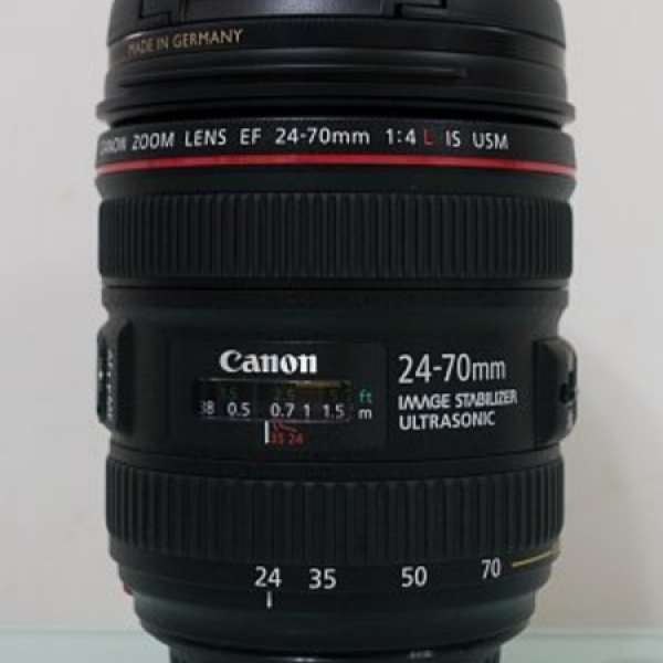Canon 24-70mm f/4L IS 95% new
