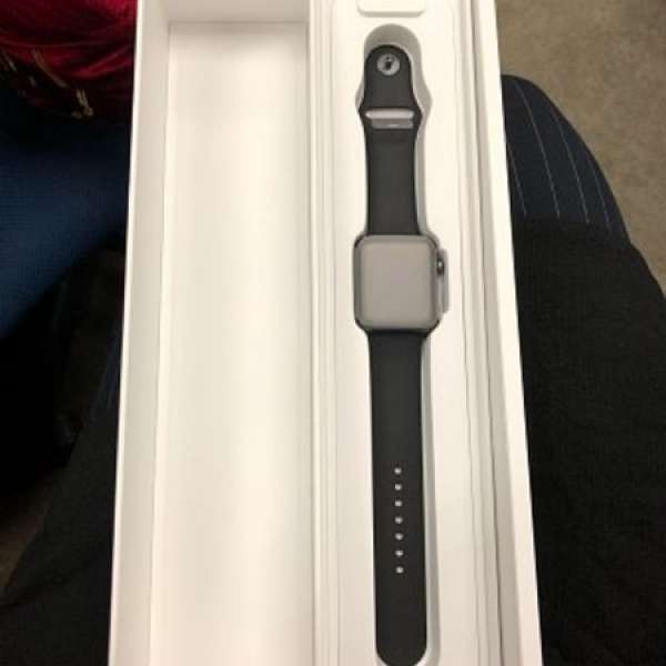 全新 Apple Watch Series 3