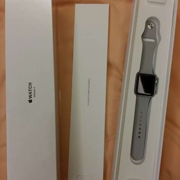 Apple watch 3 GPS 38mm 16/3/2018新買有盒