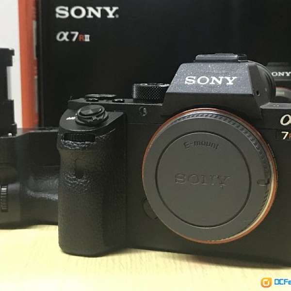 sony ILCE A7R2 連原厰直度手柄 VG C2EM