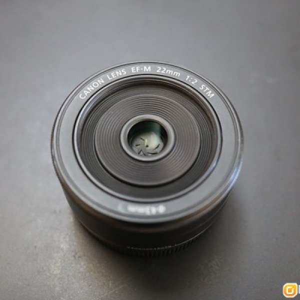(90% New) Canon EF-M 22mm STM 行貨