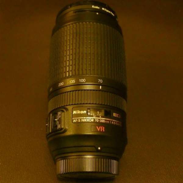 出售物品: Nikon AF-S VR Zoom-Nikkor 70-300mm f/4.5-5.6G IF-ED