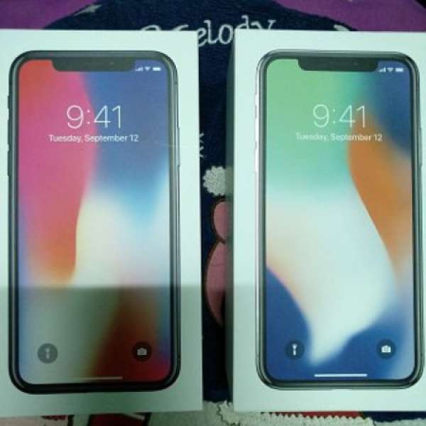 全新 iPhone X 黑色及白色吉盒(冇手機，冇配件),只有吉盒跟說明書。