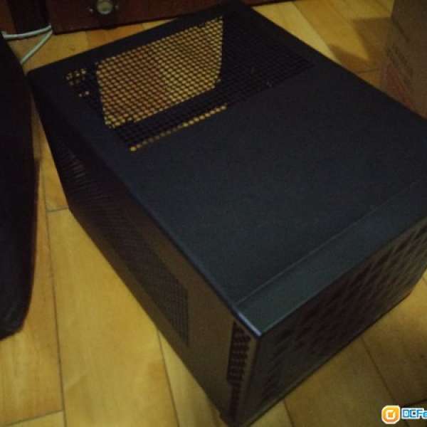 Silverstone SG13 itx case