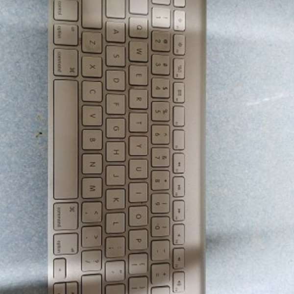 Apple bluetooth  keyboard