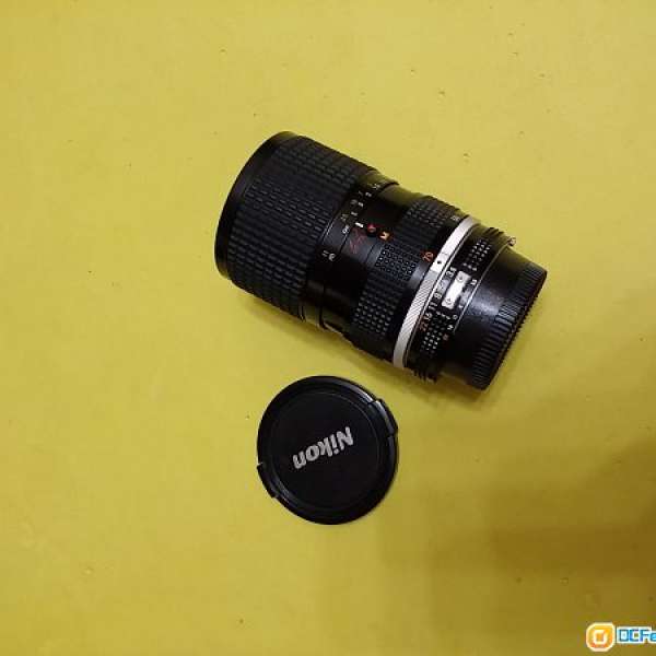 Nikon Zoom-Nikkor 35-70 AIS f3.5 micro macro