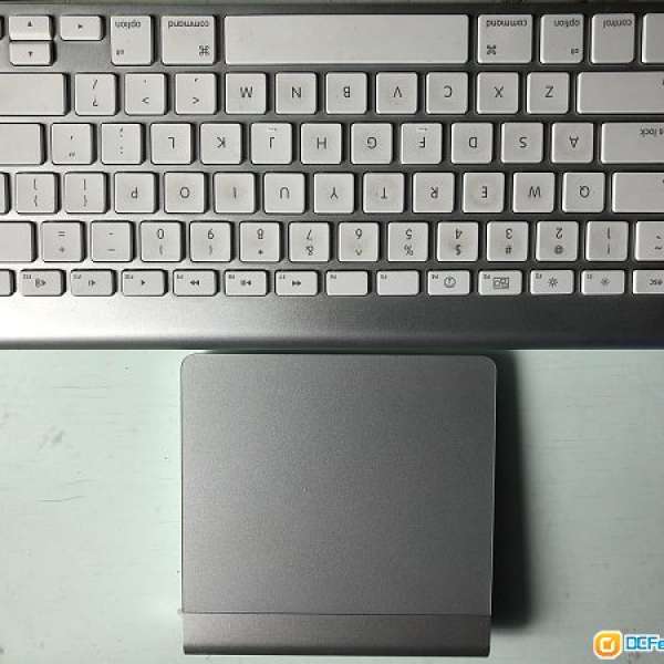 Apple Wireless Keyboard + TrackPad