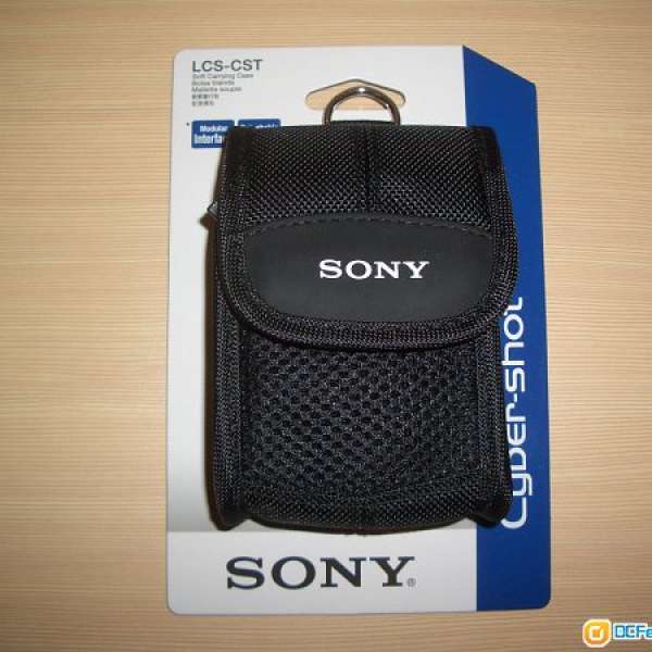 ★★★ 100% 全新《Sony 新力》原裝 Sony Cyber-shot LCS-CST 黑色 相機袋 輕巧細小...