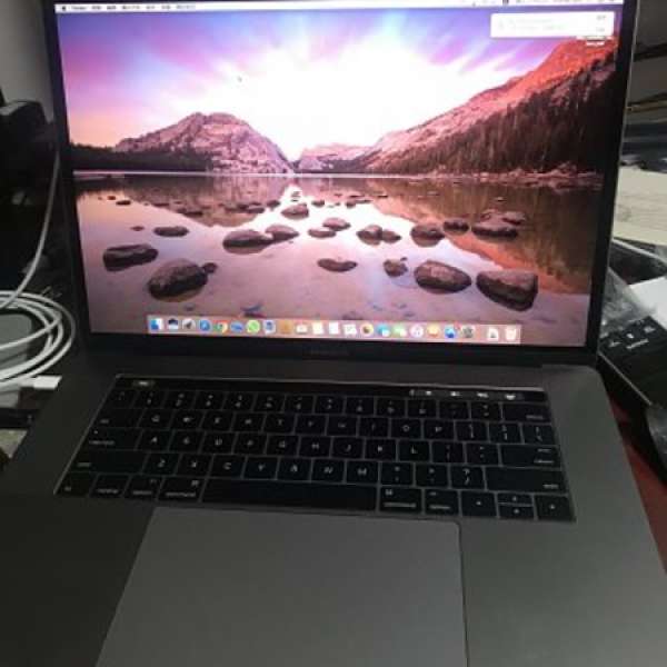 Macbook Pro 15" Touch Bar